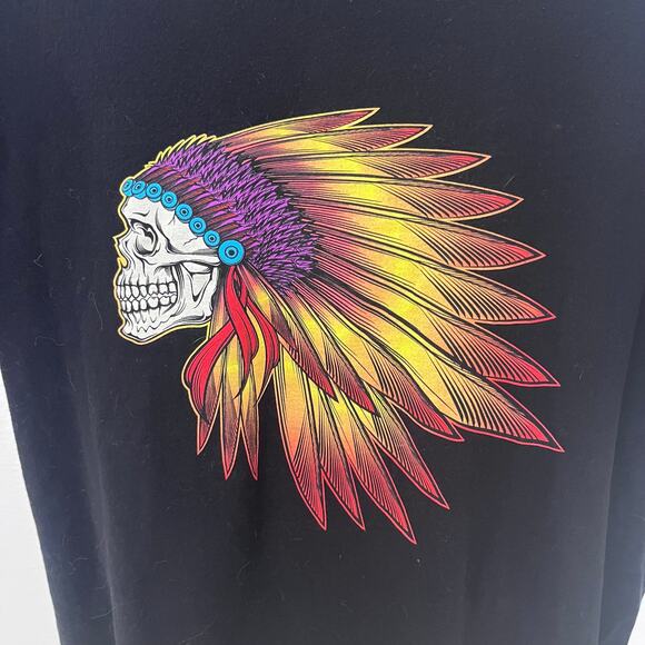 VANS Classic Indian Headdress Black Graphic T-shirt ~ Men’s - Picture 2 of 5